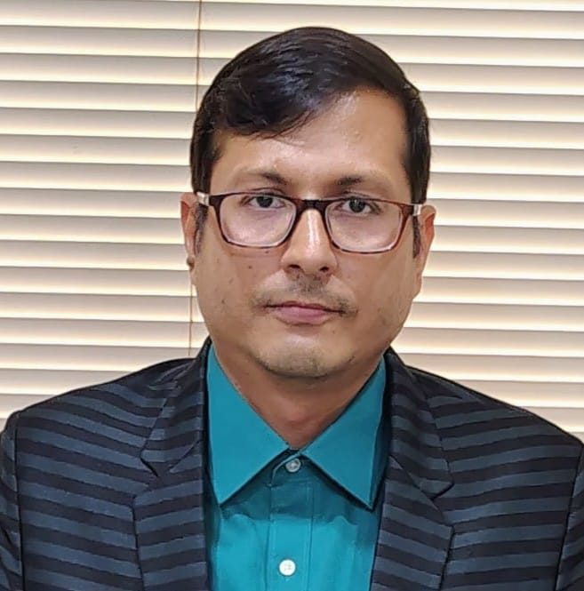 आशीष राय को PHD की उपाधि।