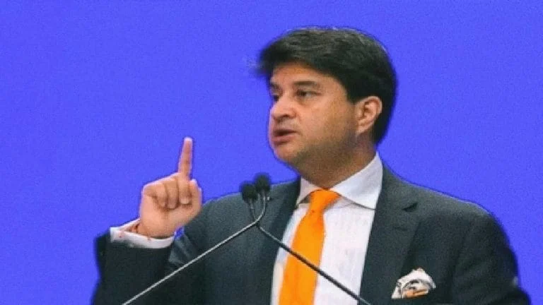 100 करोड़ पहुंचा ब्रॉडबैंड बेस: सिंधिया