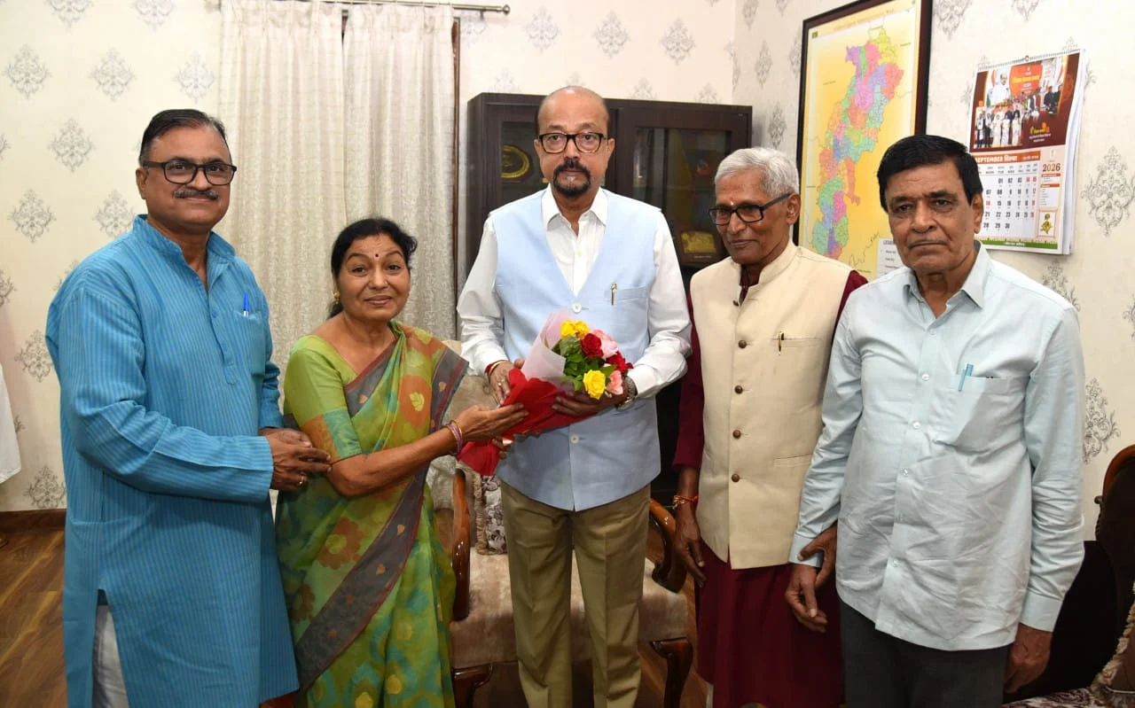 रायपुर : छत्तीसगढ़ी को आठवीं अनुसूची में शामिल कराने के लिए सकारात्मक पहल