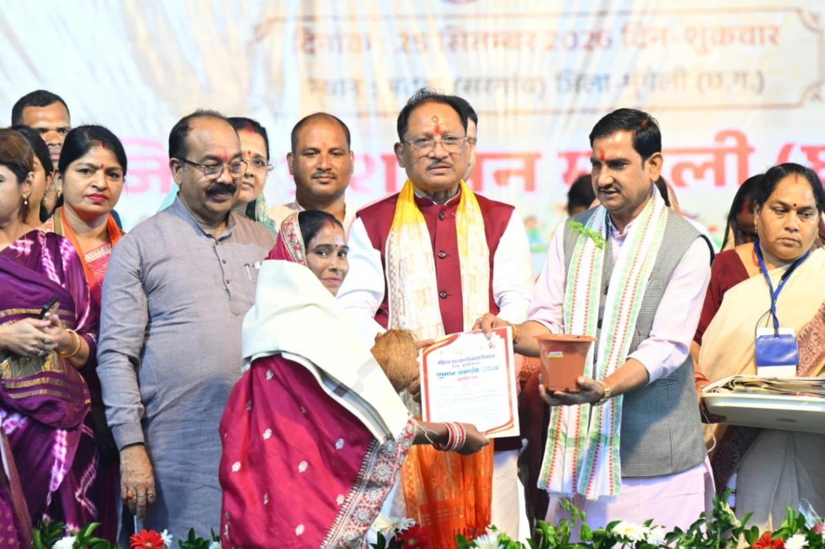 रायपुर : आंगन मिलन सेवा से उत्सव स्थल बने आंगनबाड़ी केंद्र